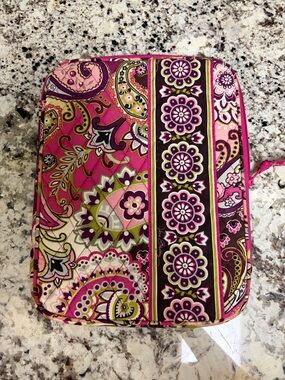 Vera Bradley Pink Paisley Quilted Tablet Sleeve with Green Accents